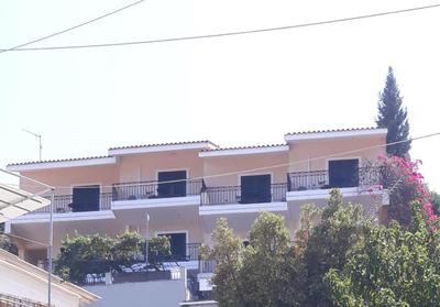 Giannatos' Studios - Makis