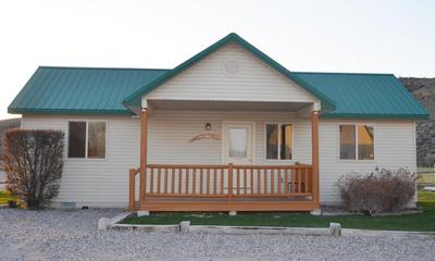 Sleepy J Cabins, Photo 2