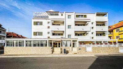 Branco Suites - Rooms & Holiday Apartments