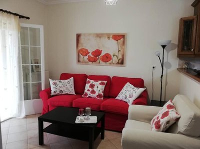 Sunny Stay Furnished Apartment in Kanoni