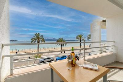 Beachfront Apartment Sivella Mar by Sealand Villas
