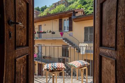 GuestHost - Como Renovated Apartment