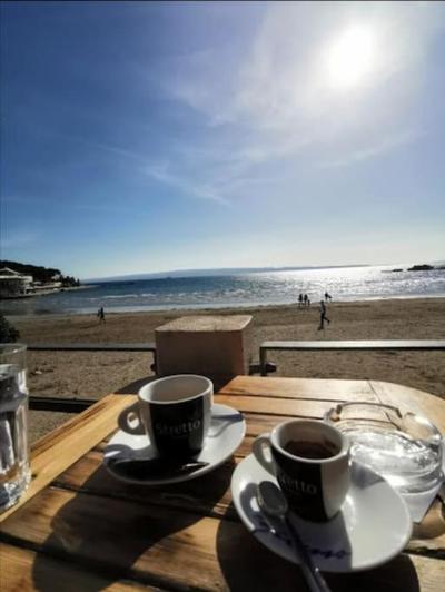 Bright and Colourful Apartment Luce -Sandy beach