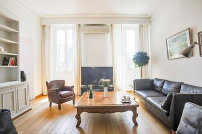 3 BDRM flat overlooking Palais des Festivals and Old Port