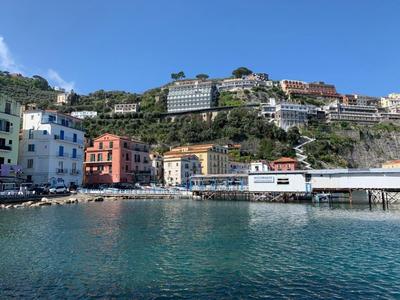 Marine style home in Sorrento by the sea