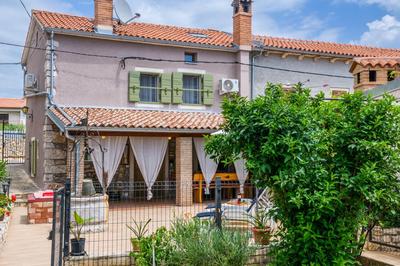 Rustic Istrian house Varesco