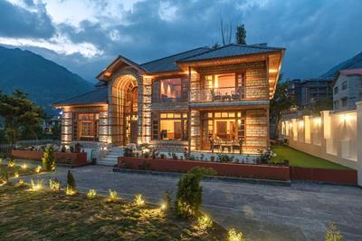 Padma Villa - Mountain Estate in Manali