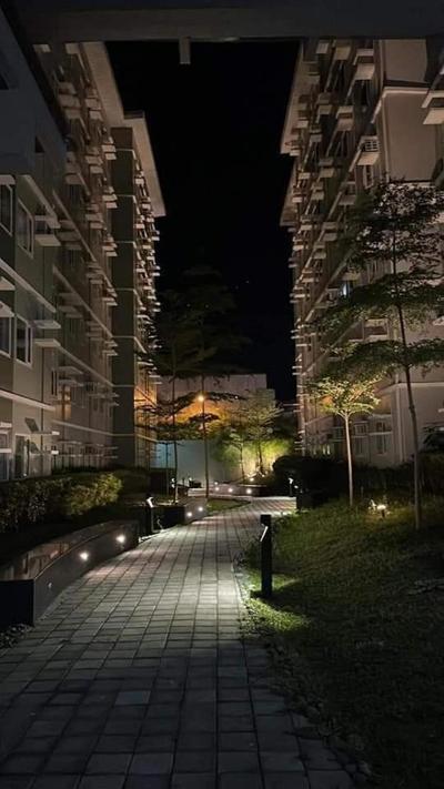 Xavie's Pad Condo @ Trees Residence T16 742