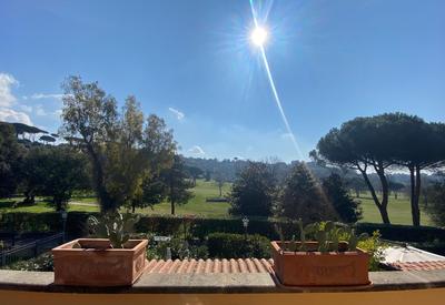 Hole 1 - Cozy place on Castelgandolfo Golf Course
