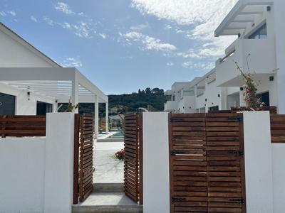 Κimiro Hotel Tsilivi