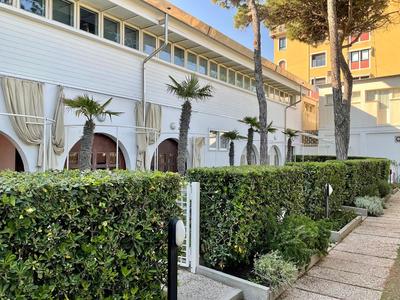 Aquamar Suite on the beach by Venicescape