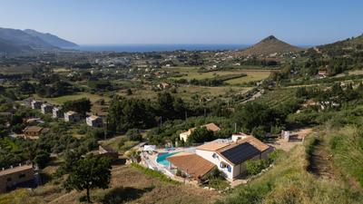 VILLA OLIMPIA 6&2, Emma Villas