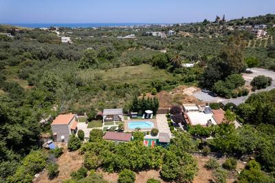 Maratho Villa - with Private Pool