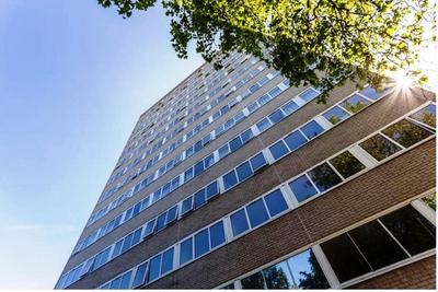 Pelican London Hotel and Residence