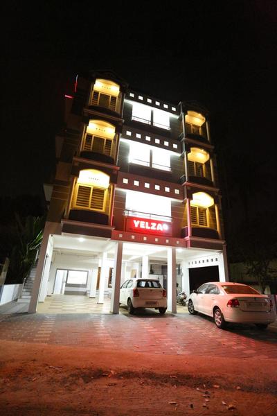 Yelza Hotel and Residence