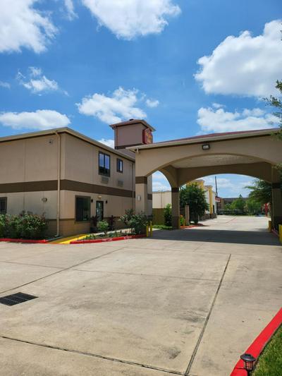 Palace Inn Sam Houston Race Park west road