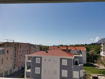 Apartment Sky