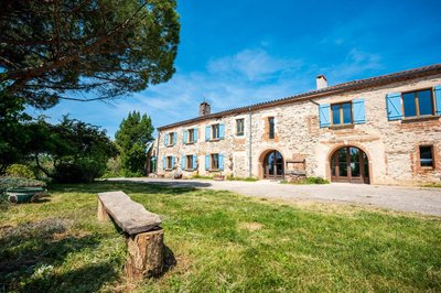 Chambres et table d'hôtes - Les Jardins de la Longagne