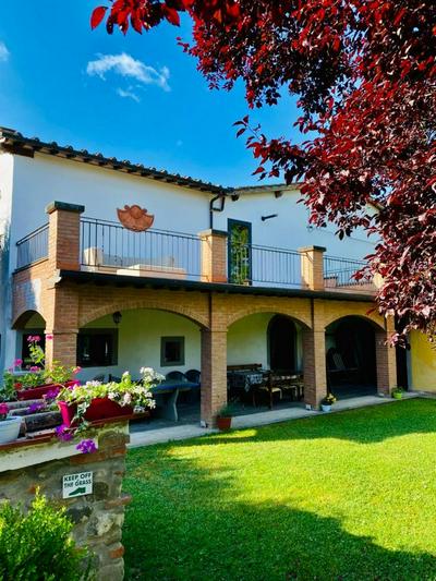 Tuscany Garden Villa