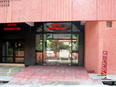 Hotel Sidhartha Walking Distance From TajMahal