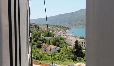 2bd New Dobrota Apt with Bay Views