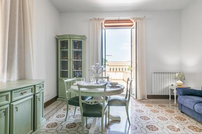 GuestHost - Botanical Gardens and Villa Giulia Lovely Apartments