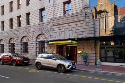 Taj Executive Suites, Private Residence