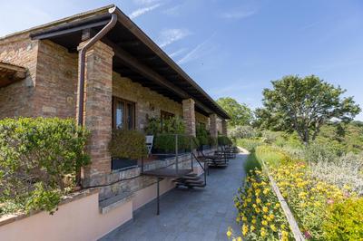 B&B FONTERONCONE di KRYVUTA OKSANA