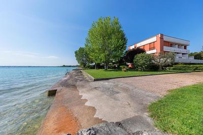 Splendid Apartment PT-1 sul lago by Wonderful Italy