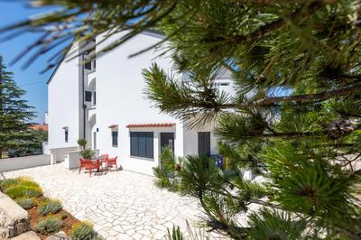 Apartments Cukar