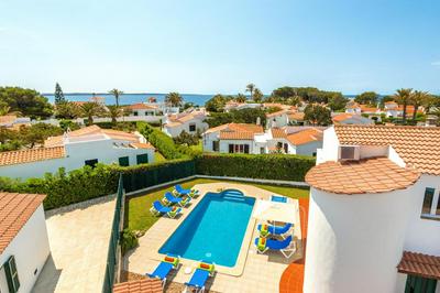 Villa Sol Blanc by Villa Plus