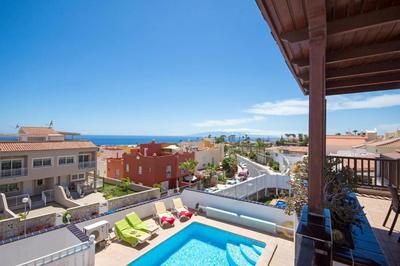Villa Mojon by Villa Plus