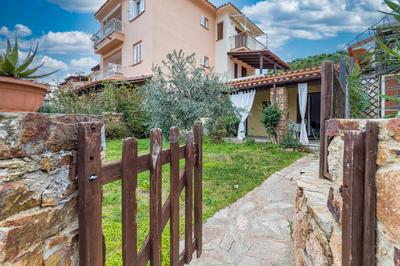 Il Vecchio Faro Apartments - Happy Rentals