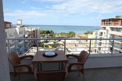 LUX4 Seaview & 43' TV Netflix
