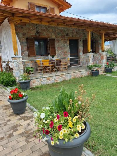 LUXURY VILLA ESTELLA