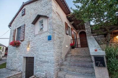 Stara kuća