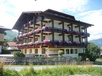 Haus Voglreiter - inkl Sommerkarte, zentrale und ruhige Lage, Garten mit Spielplatz