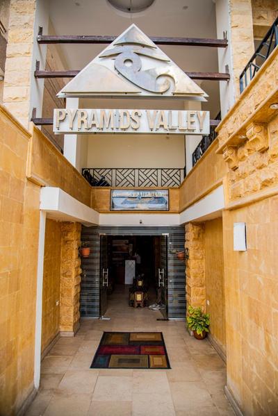 Pyramids Valley Boutique Hotel