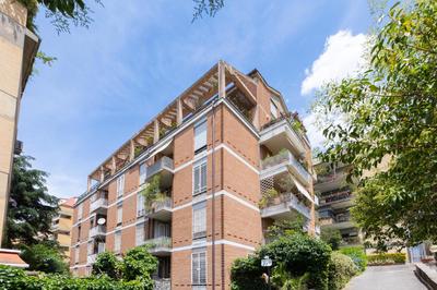 Ponte Milvio-Rental in Rome