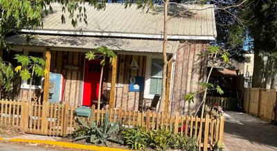 150-year-old Lincolnville cottage 3bedroom 2bath