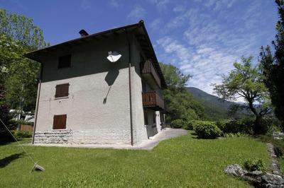Trentino Val Rendena casa con vista 3 camere doppie e 2 bagni