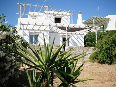 Cozy & Simple Cycladic House with Sea-View