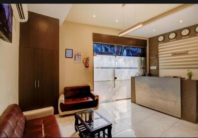 Hotel Emerald Near T2 International Airport Mumbai