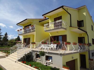 Apartments Mišon