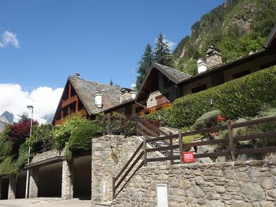 Casa MontBlanc