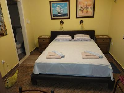 Double bed room