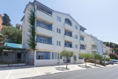 Apartments Alajbeg