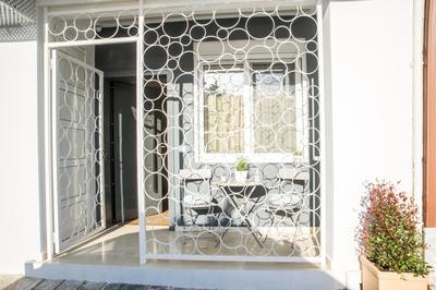 Kanari Elegant and Cozy Studios