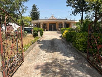 B&B Villa L'Ottagono con cucina parcheggio privato telecamerizzato e wifi