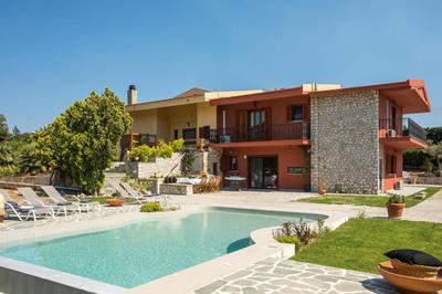 Emarmene Wine & Vineyard Retreat